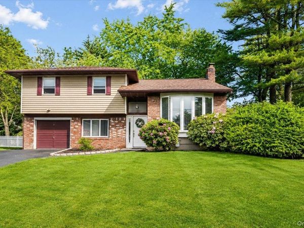 2466 new york New York Avenue , Melville, NY 11747