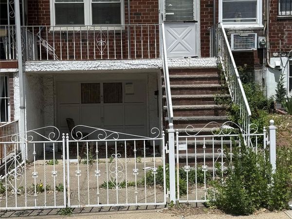 119-35 26th Avenue, Flushing, NY 11354