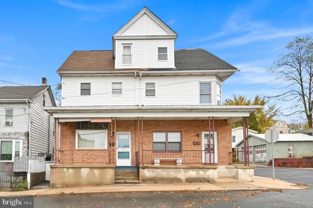 33 AVENUE A, SCHUYLKILL HAVEN, PA 17972