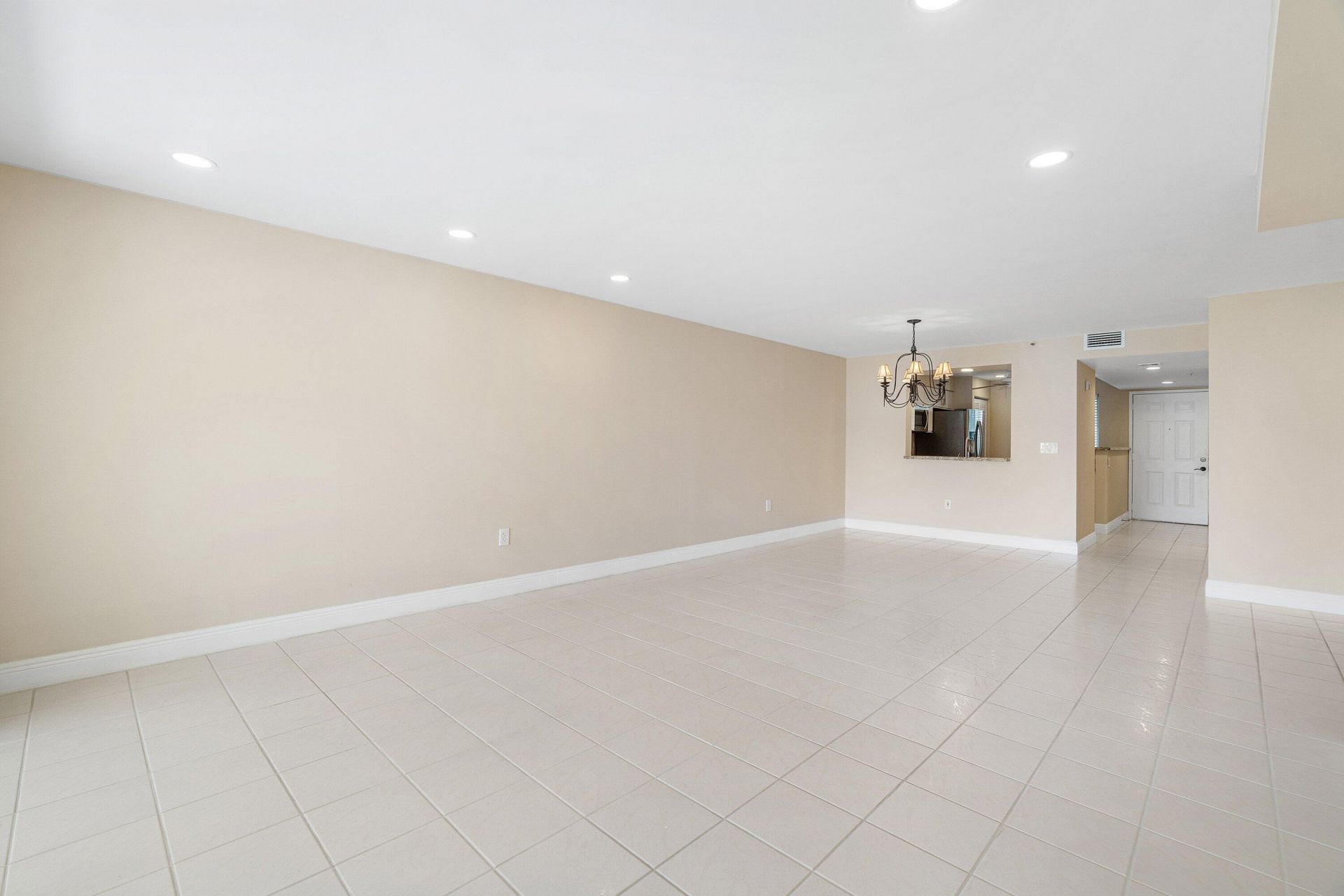 14096 Huntington Pointe Drive, Unit 106, Delray Beach, FL 33484 Photo
