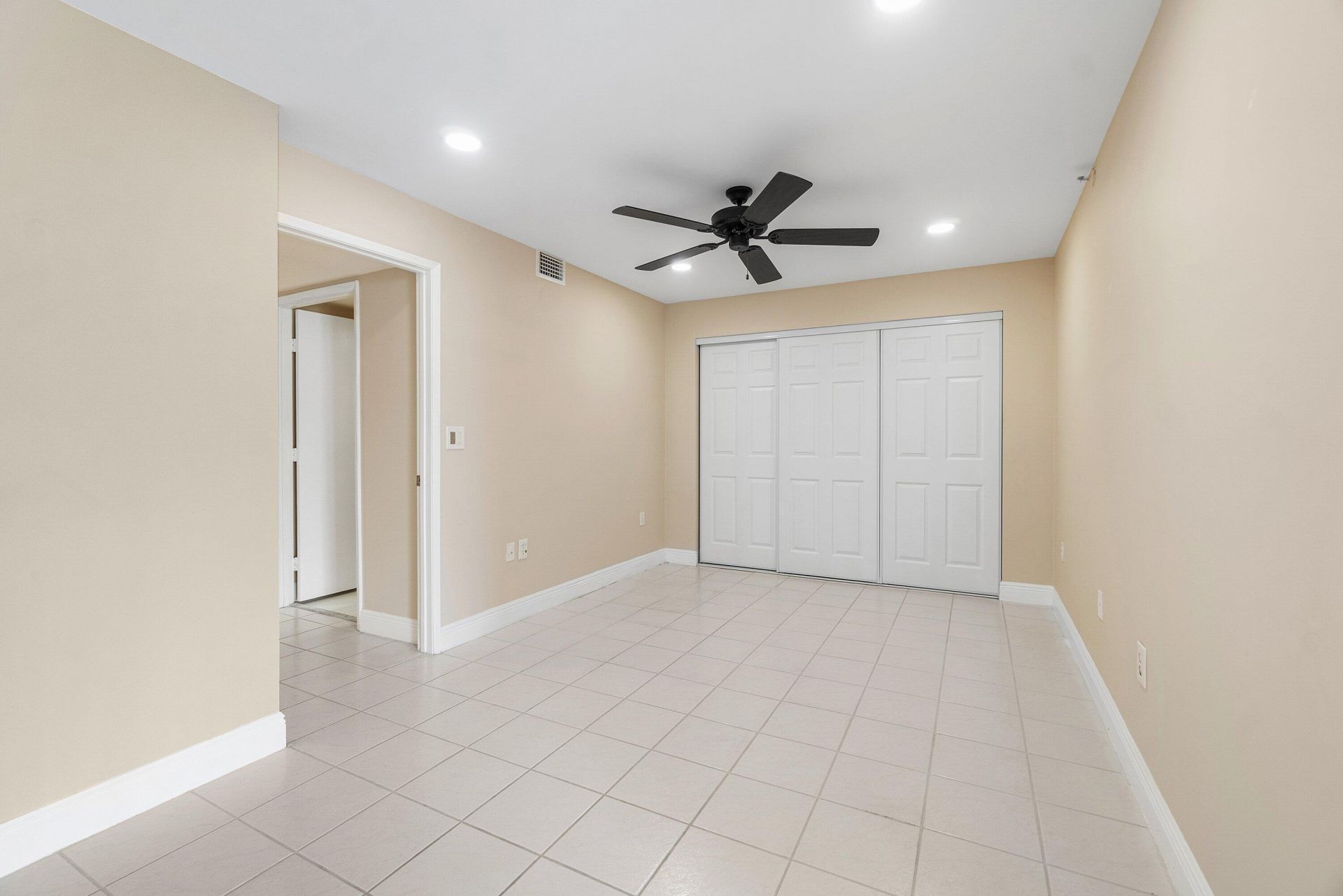 14096 Huntington Pointe Drive, Unit 106, Delray Beach, FL 33484 Photo