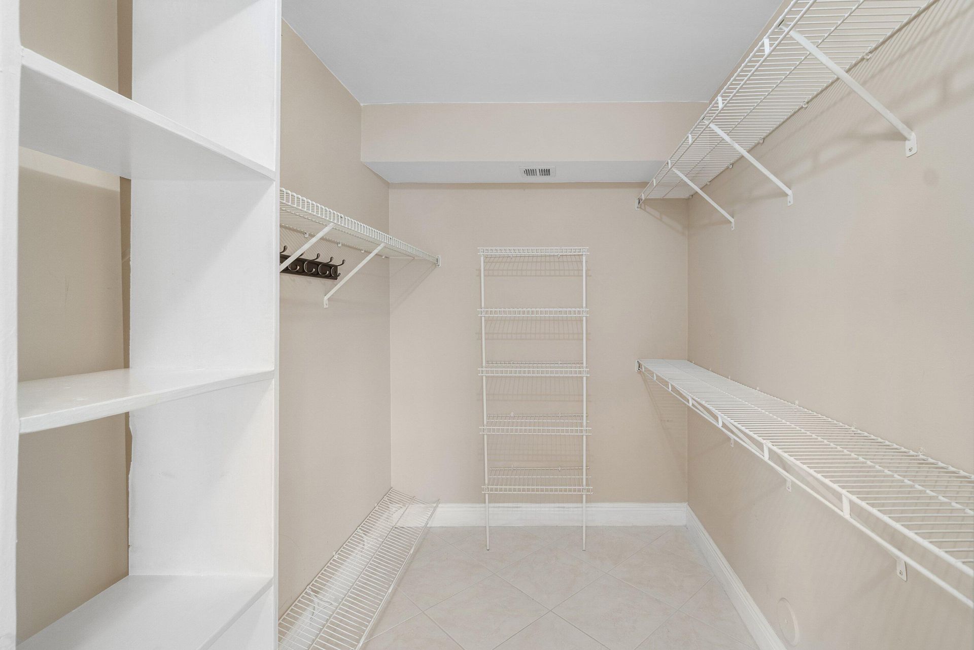 14096 Huntington Pointe Drive, Unit 106, Delray Beach, FL 33484 Photo