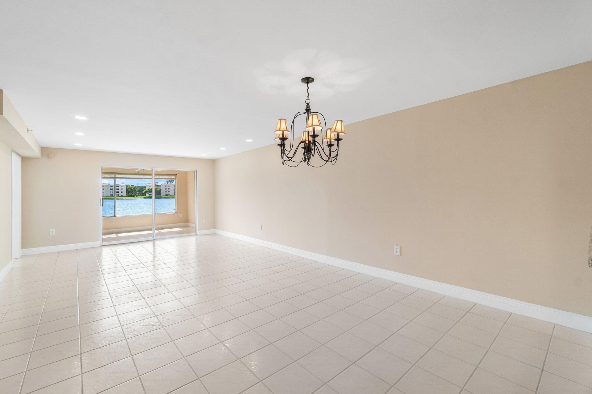 14096 Huntington Pointe Drive, Unit 106, Delray Beach, FL 33484 Photo