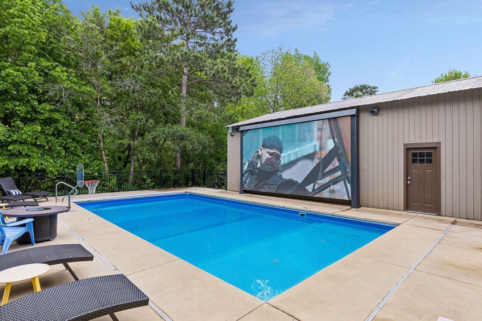 2900 Skyline Drive , Eagan, MN 55121