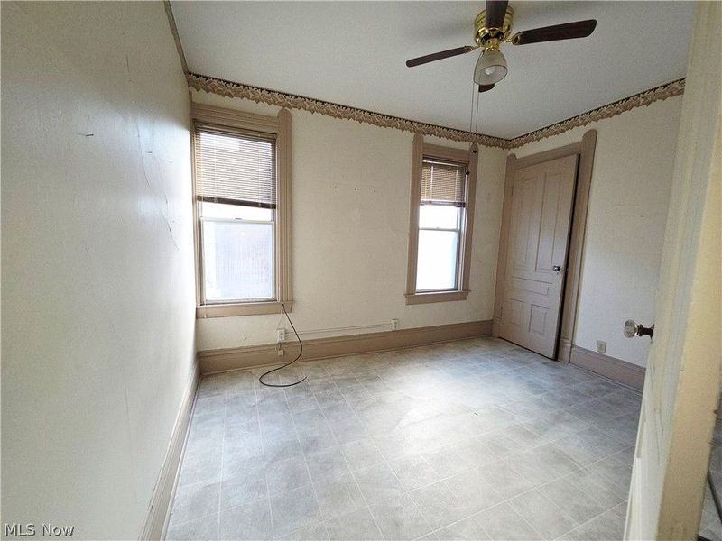 37 N 4th Street, Martins Ferry, OH 43935 Photo 9