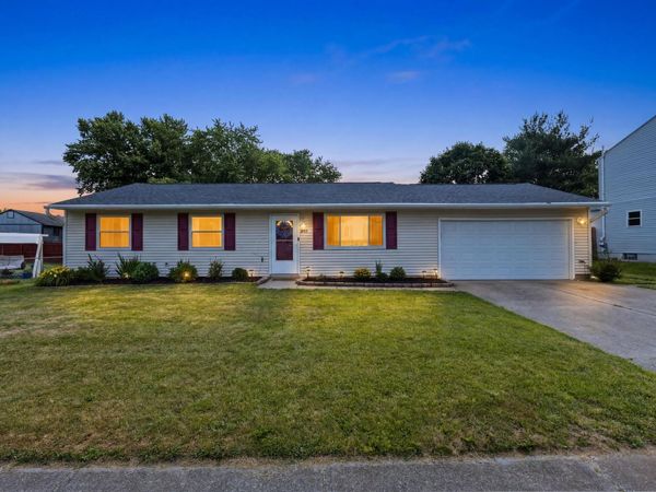 3784 Hendron Road, Groveport, OH 43125