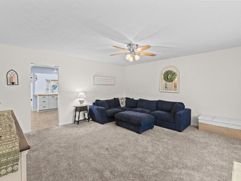 3784 Hendron Road, Groveport, OH 43125 Photo 5