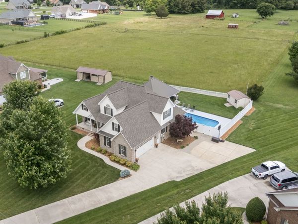 144 Richland Ct , Manchester, TN 37355
