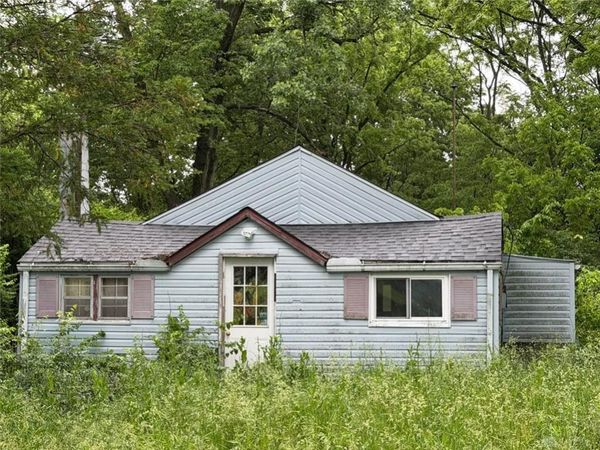 2985 Montgomery County Line Rd, Tipp City, OH 45371