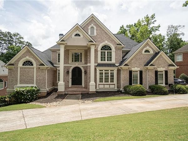 5243 Aldeburgh Drive, Suwanee, GA 30024