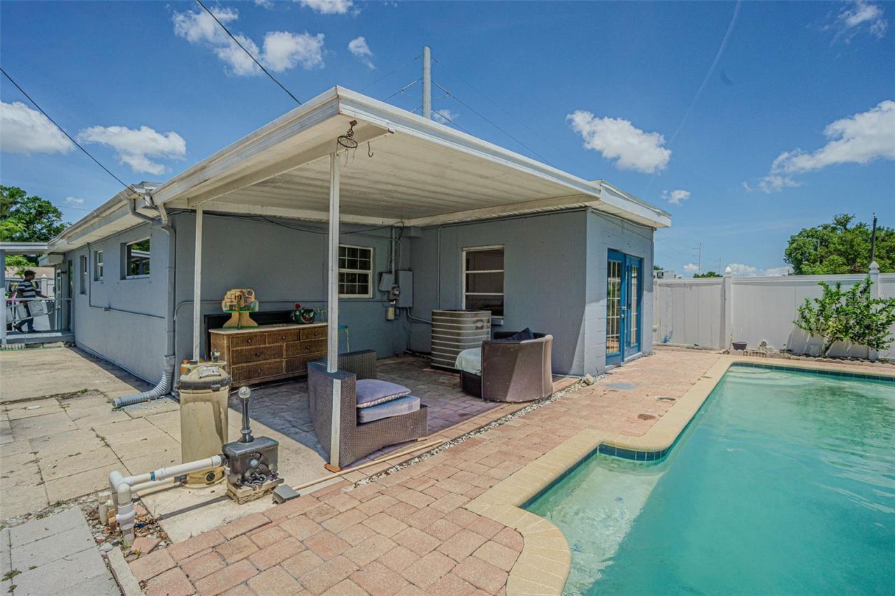 1627 28th Street N, Saint Petersburg, FL 33713 Photo