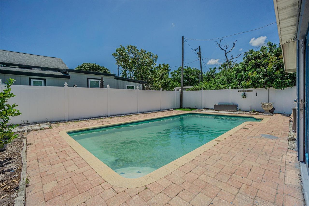 1627 28th Street N, Saint Petersburg, FL 33713 Photo