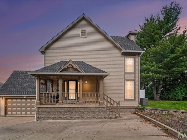 5522 Bourbeuse Common , Unit 4, Weldon Spring, MO 63304