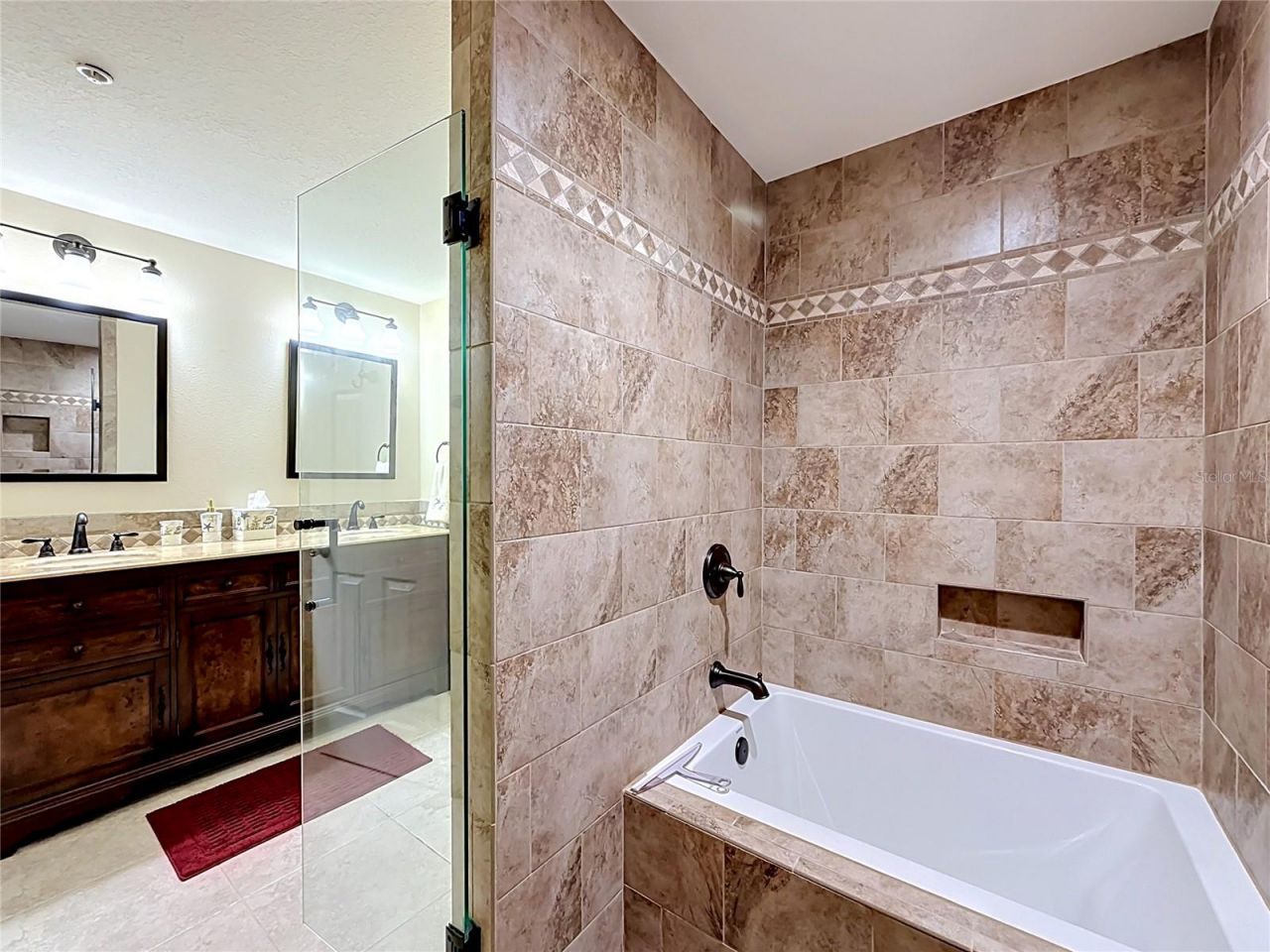 5308 Bay Club Circle, Unit 5308, Tampa, FL 33607 Photo