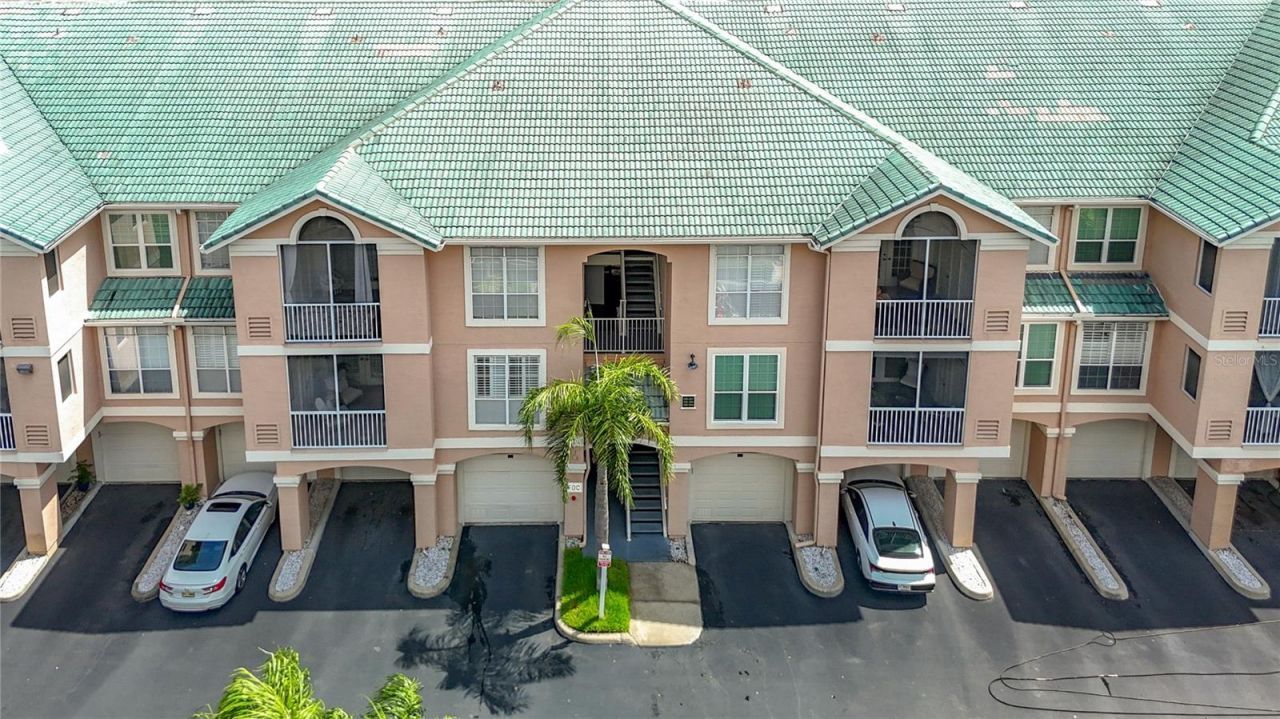 5308 Bay Club Circle, Unit 5308, Tampa, FL 33607 Photo