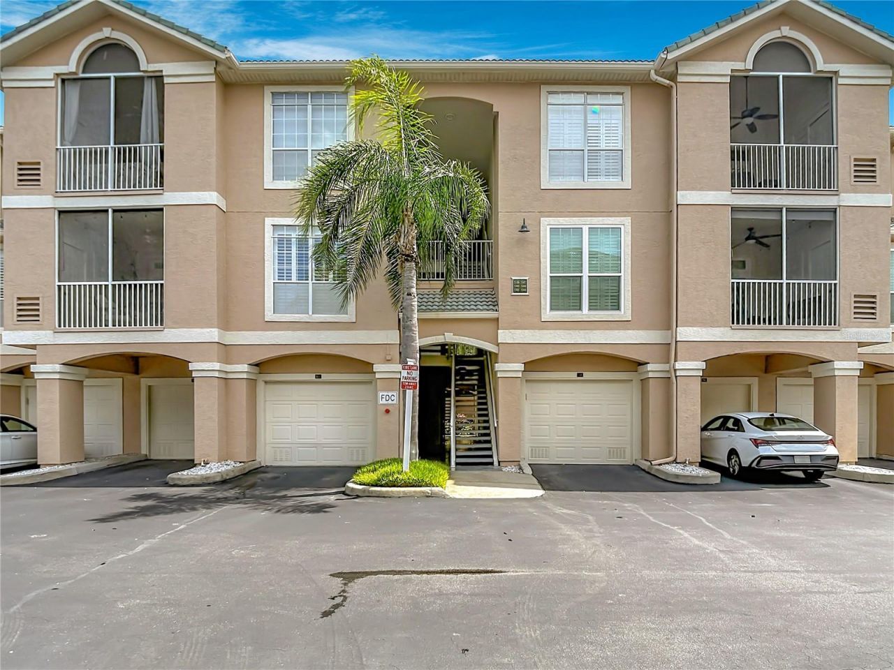 5308 Bay Club Circle, Unit 5308, Tampa, FL 33607 Photo