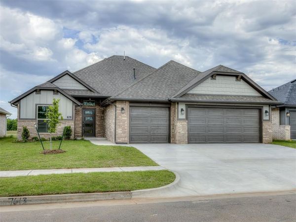 7613 Three Woods Lane, Yukon, OK 73099