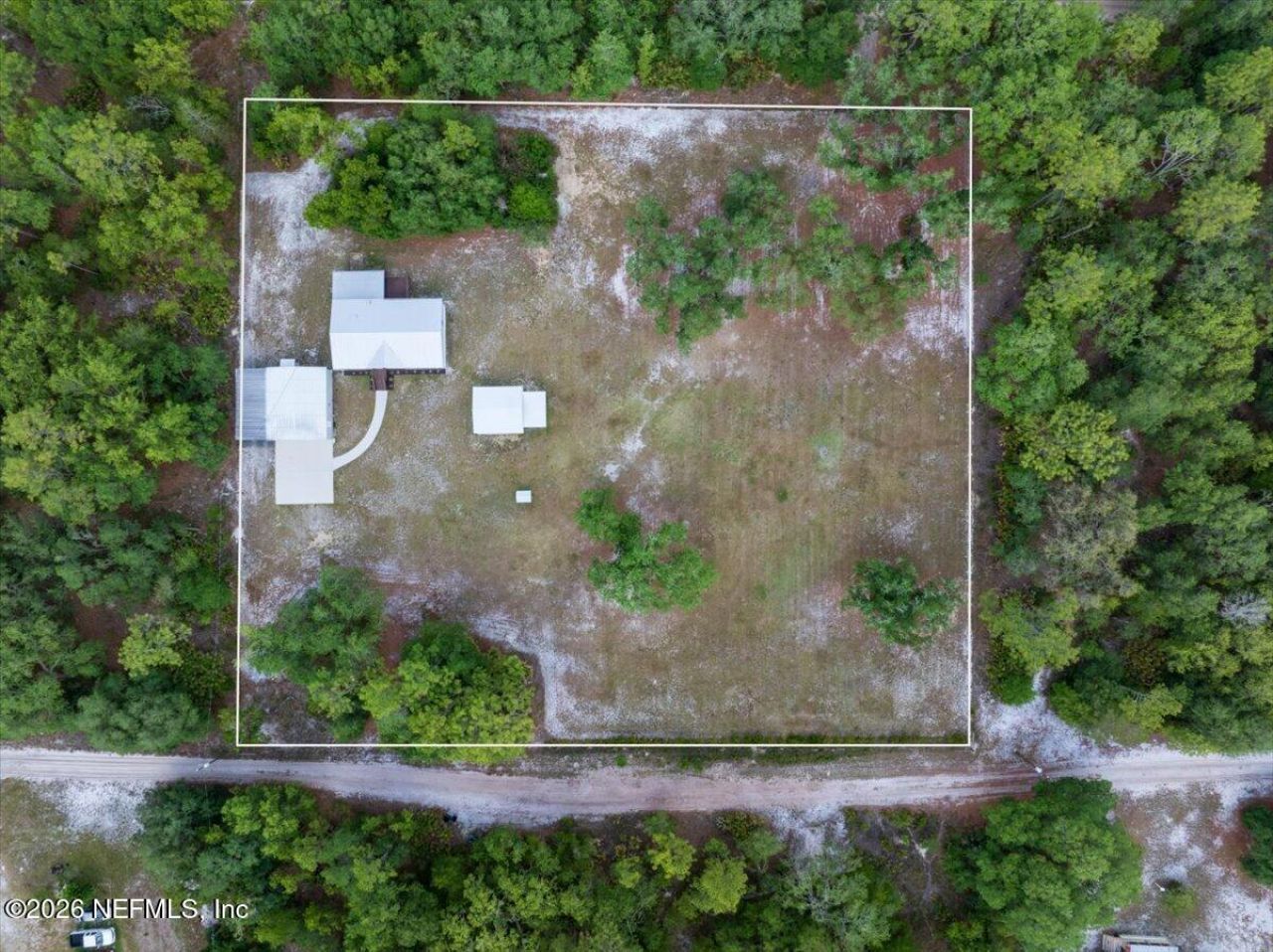 127 Red Oak Lane, Hollister, FL 32147 Photo