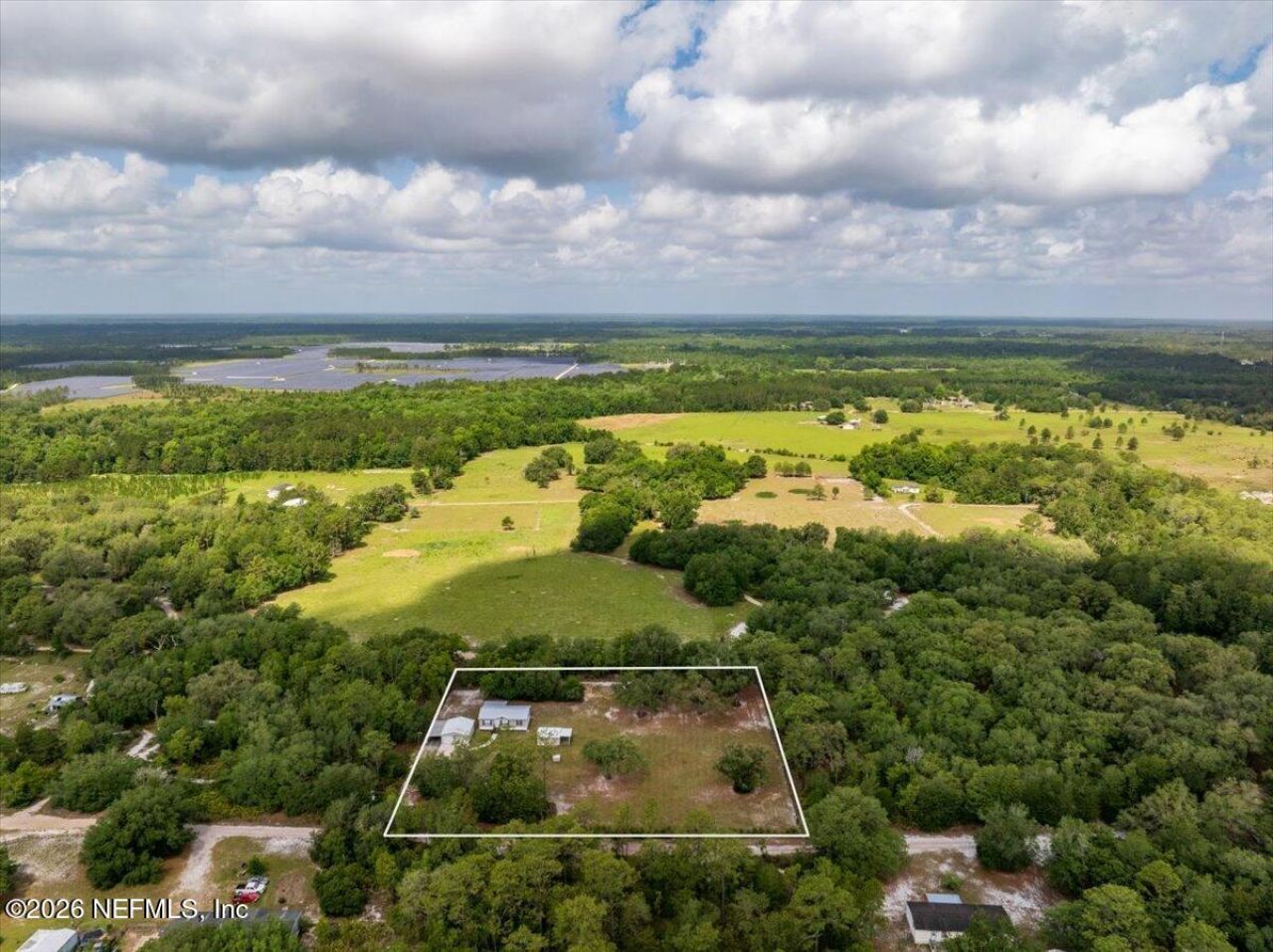 127 Red Oak Lane, Hollister, FL 32147 Photo