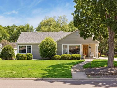2936 Quail Avenue N, Golden Valley, MN 55422