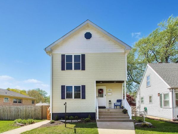8842 S Talman Avenue , Evergreen Park, IL 60805