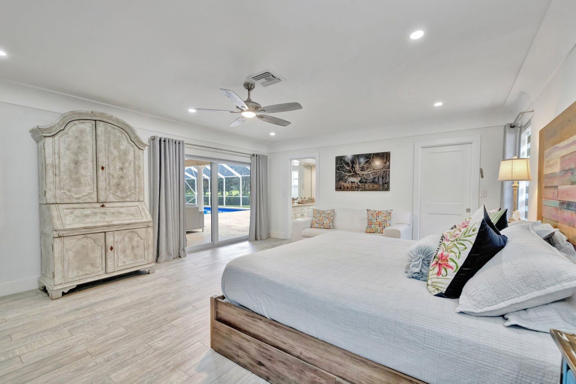 9010 S Lake Dasha Drive, Plantation, FL 33324 Photo