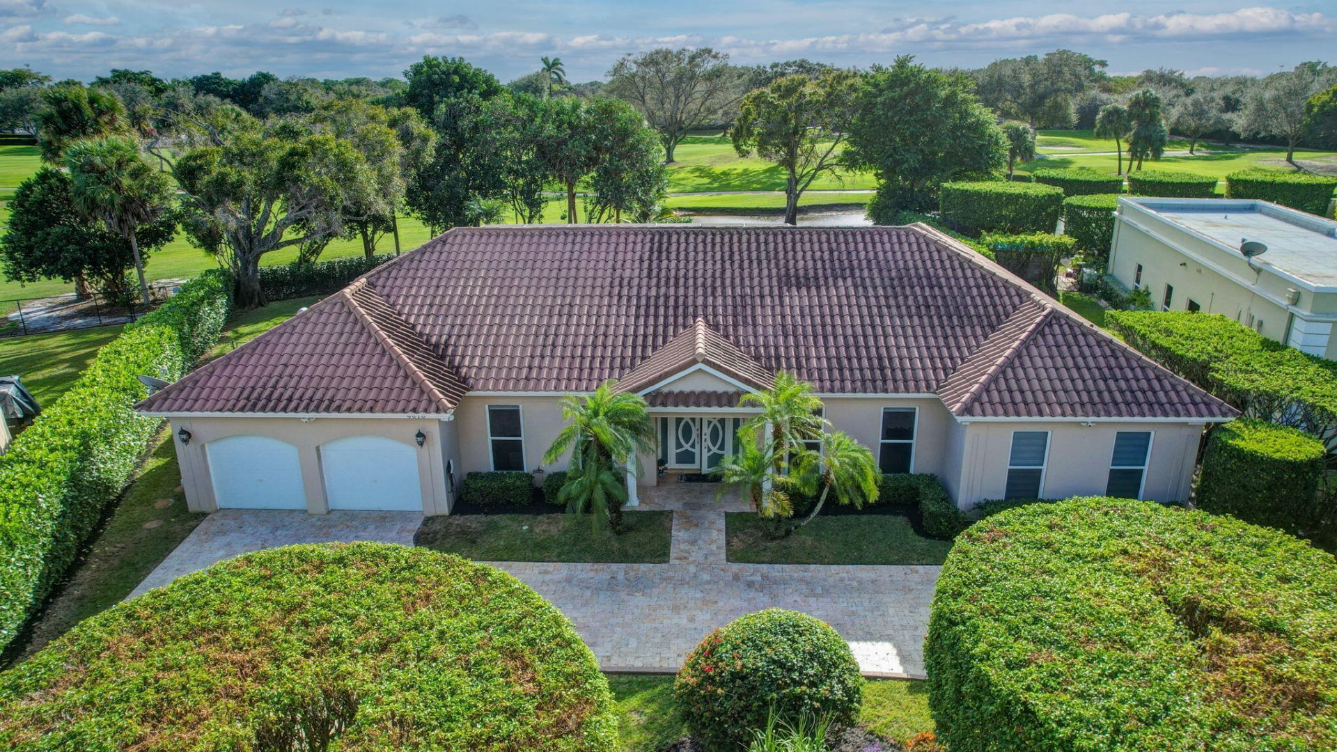 9010 S Lake Dasha Drive, Plantation, FL 33324 Photo