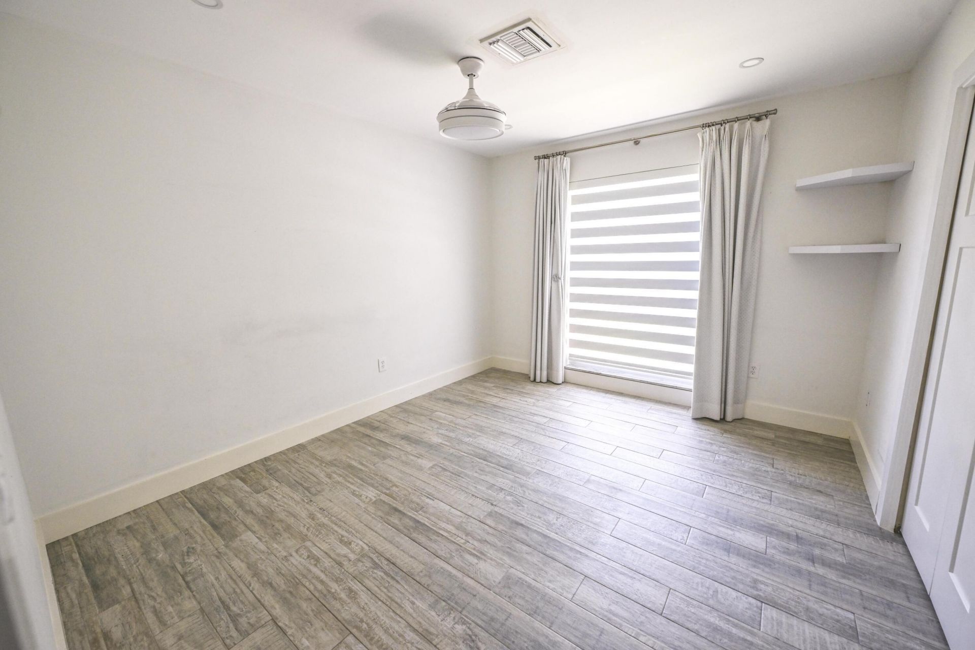 9010 S Lake Dasha Drive, Plantation, FL 33324 Photo