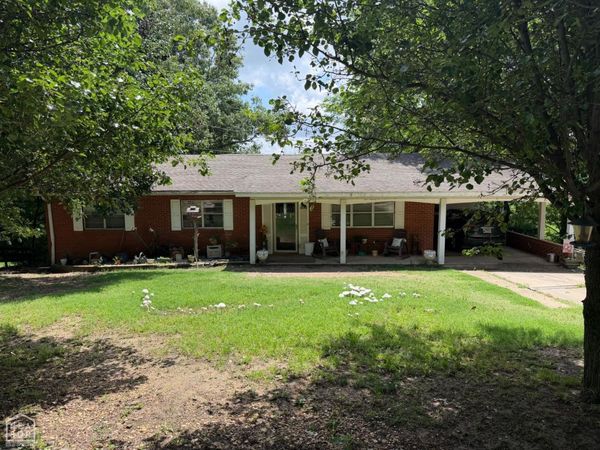 1700 S 12th Avenue, Piggott, AR 72454