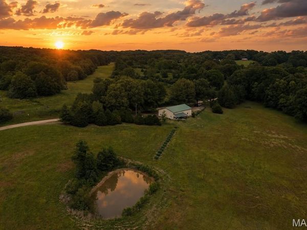 4110 County Road 290 , Puxico, MO 63960