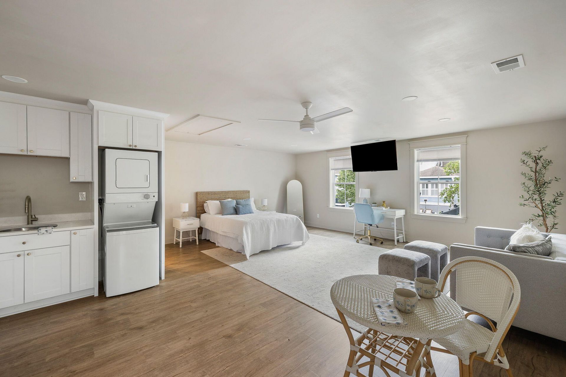 2648 Augustus Street Photo 45
