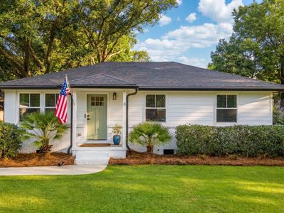 4 Ellen Avenue, Mount Pleasant, SC 29464