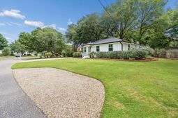 4 Ellen Avenue photo 4