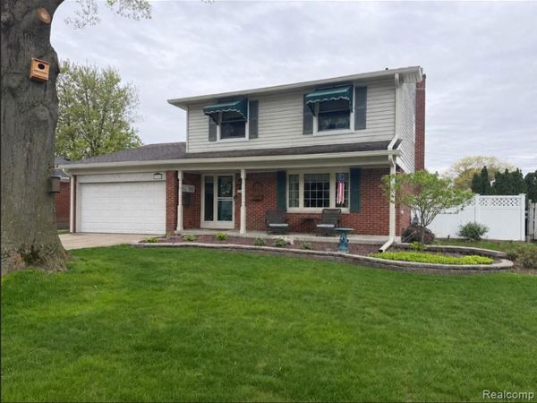 33453 Groth Drive, Sterling Heights, MI 48312