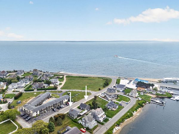 424/426 Grand Ave, Falmouth, MA 02540