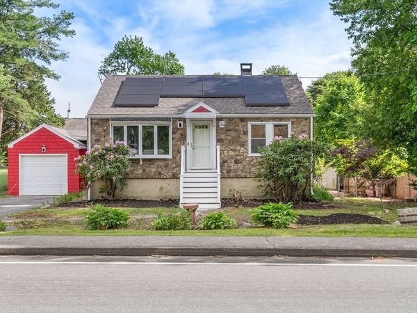 34 School House Ln, Billerica, MA 01821