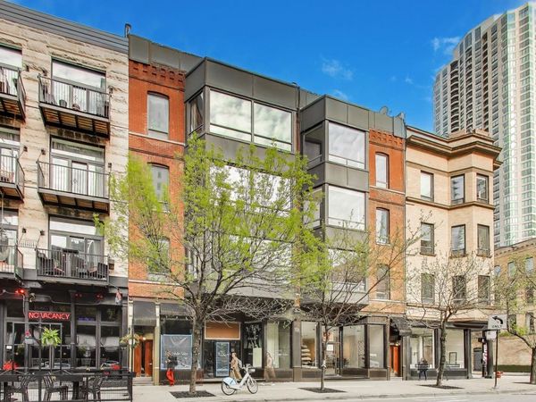 503 N Wells Street , Unit 3, Chicago, IL 60654
