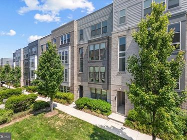 13363 LAUNDERS STREET , HERNDON, VA 20171