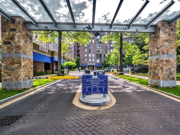 44 Washington St., Unit 808, Brookline, MA 02445