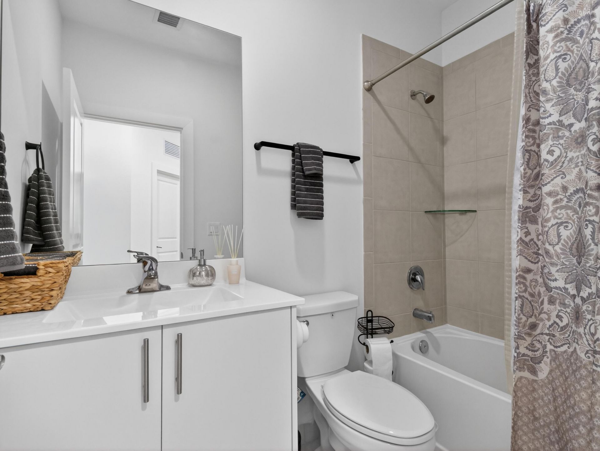 223 SW 159th Terrace, Pembroke Pines, FL 33027 Photo