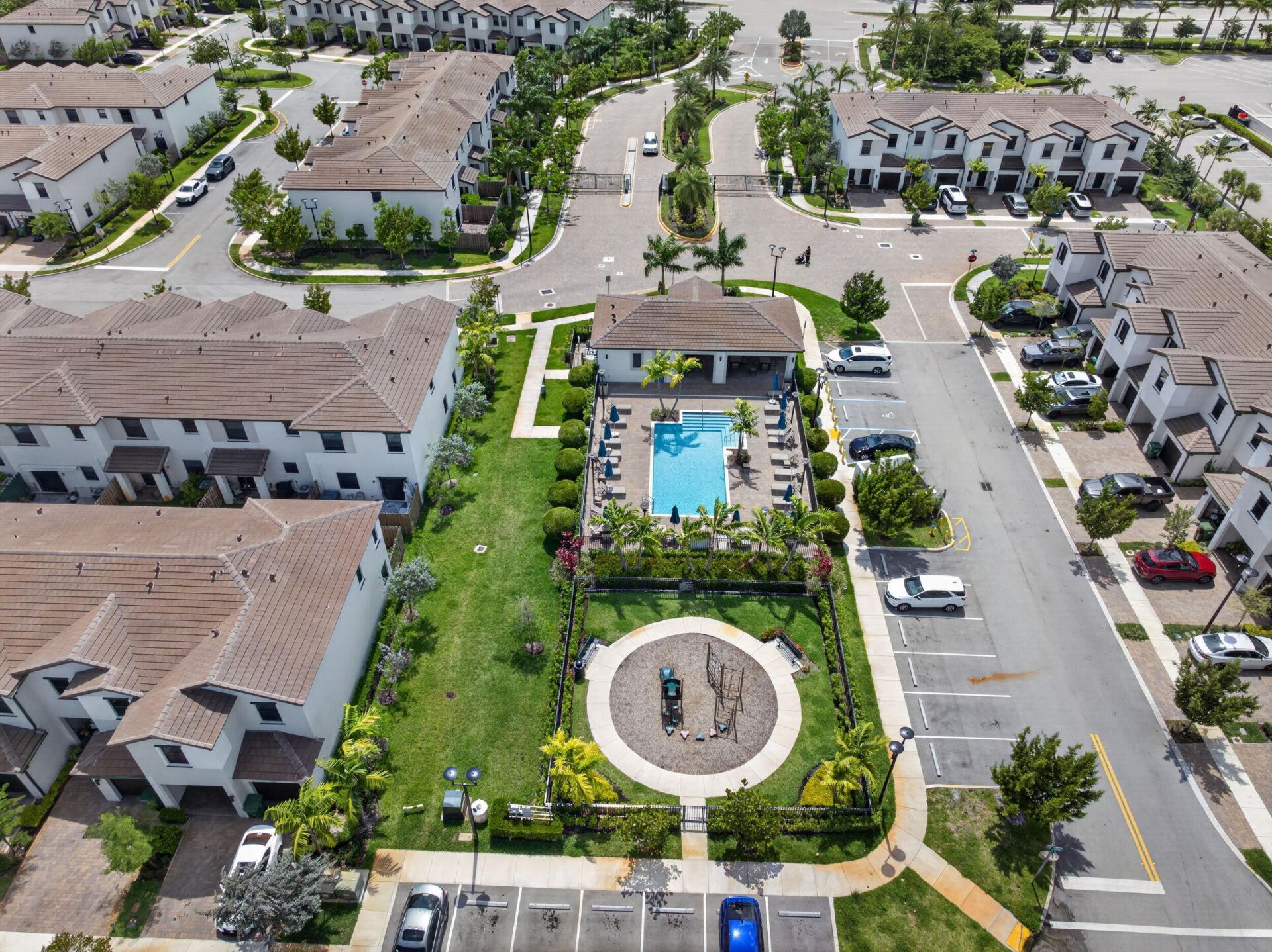 223 SW 159th Terrace, Pembroke Pines, FL 33027 Photo