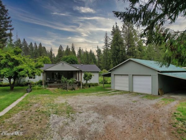 392 Shingle Mill LOOP , Bonners Ferry, ID 83805