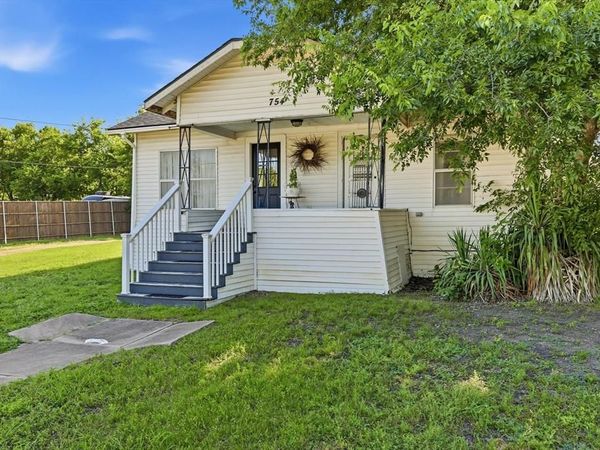 754 N Main Drive, Van Alstyne, TX 75495