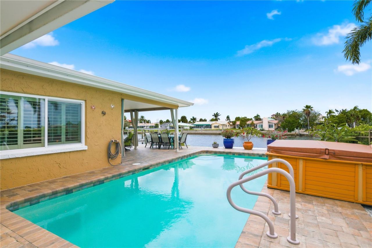 5351 Pilots Place, New Port Richey, FL 34652 Photo