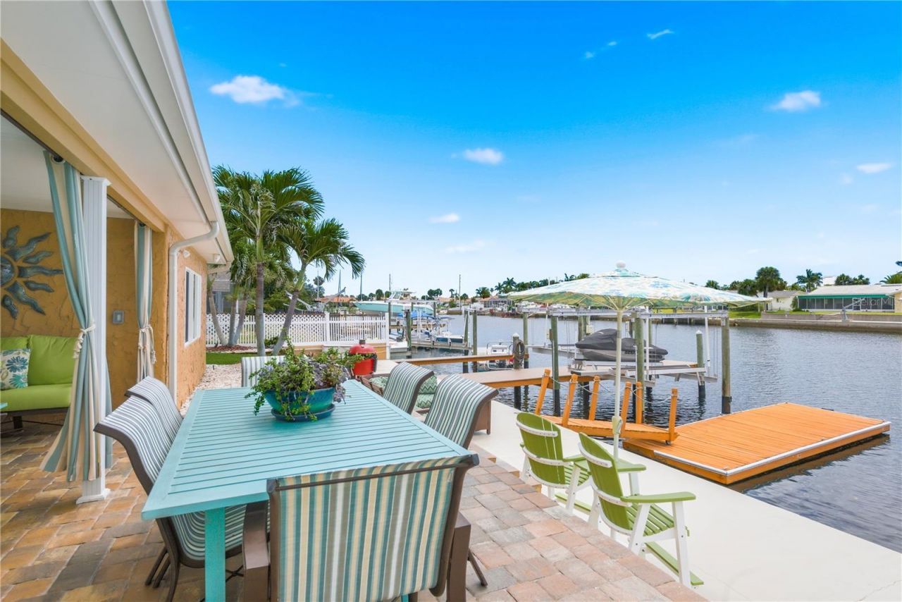 5351 Pilots Place, New Port Richey, FL 34652 Photo