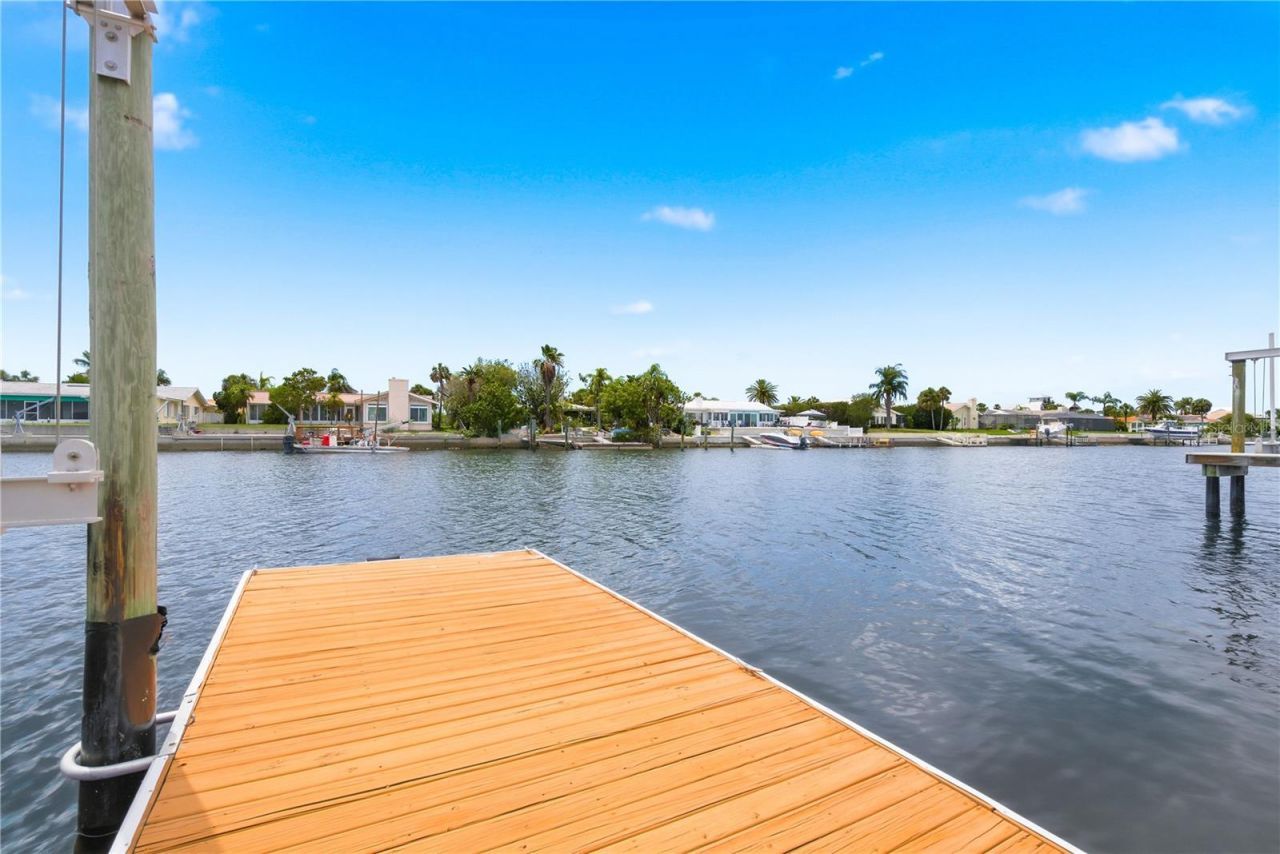 5351 Pilots Place, New Port Richey, FL 34652 Photo