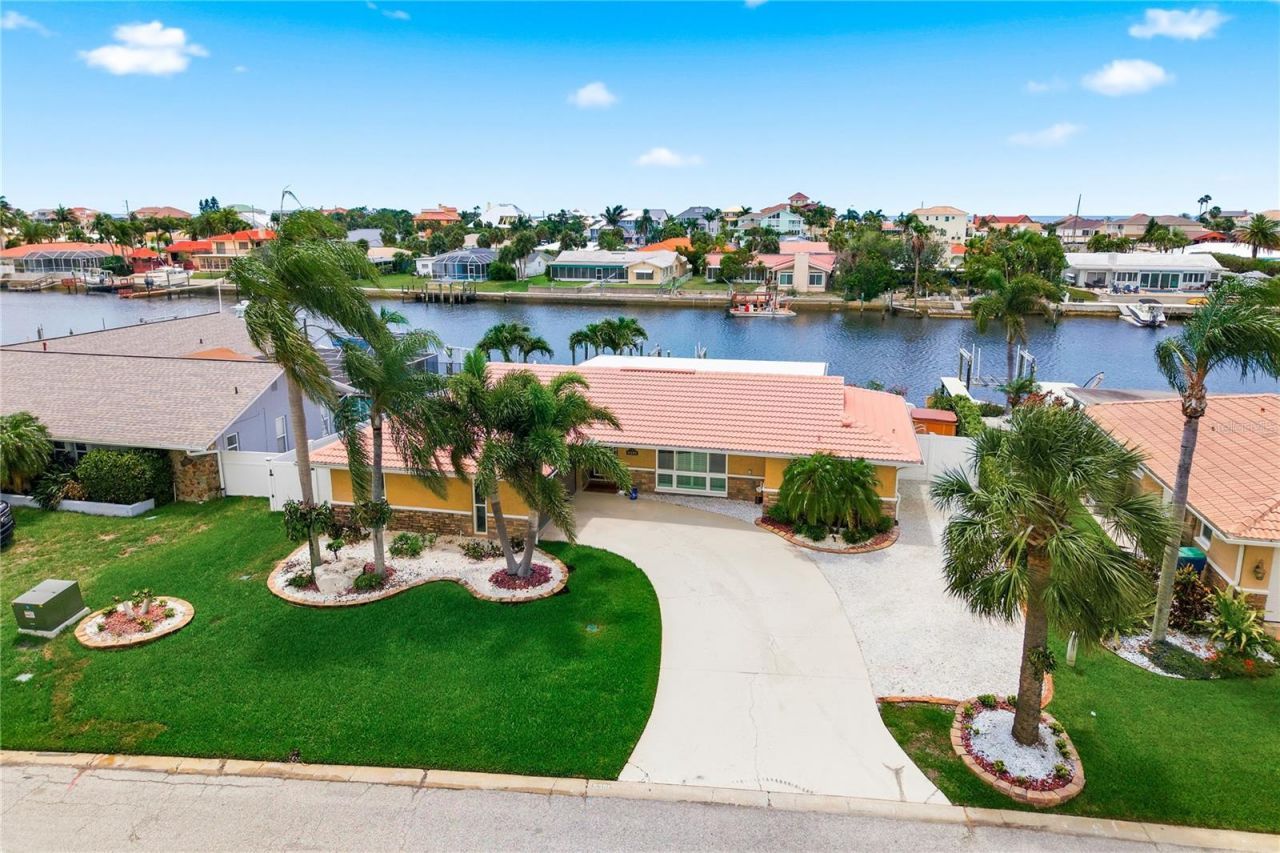 5351 Pilots Place, New Port Richey, FL 34652 Photo