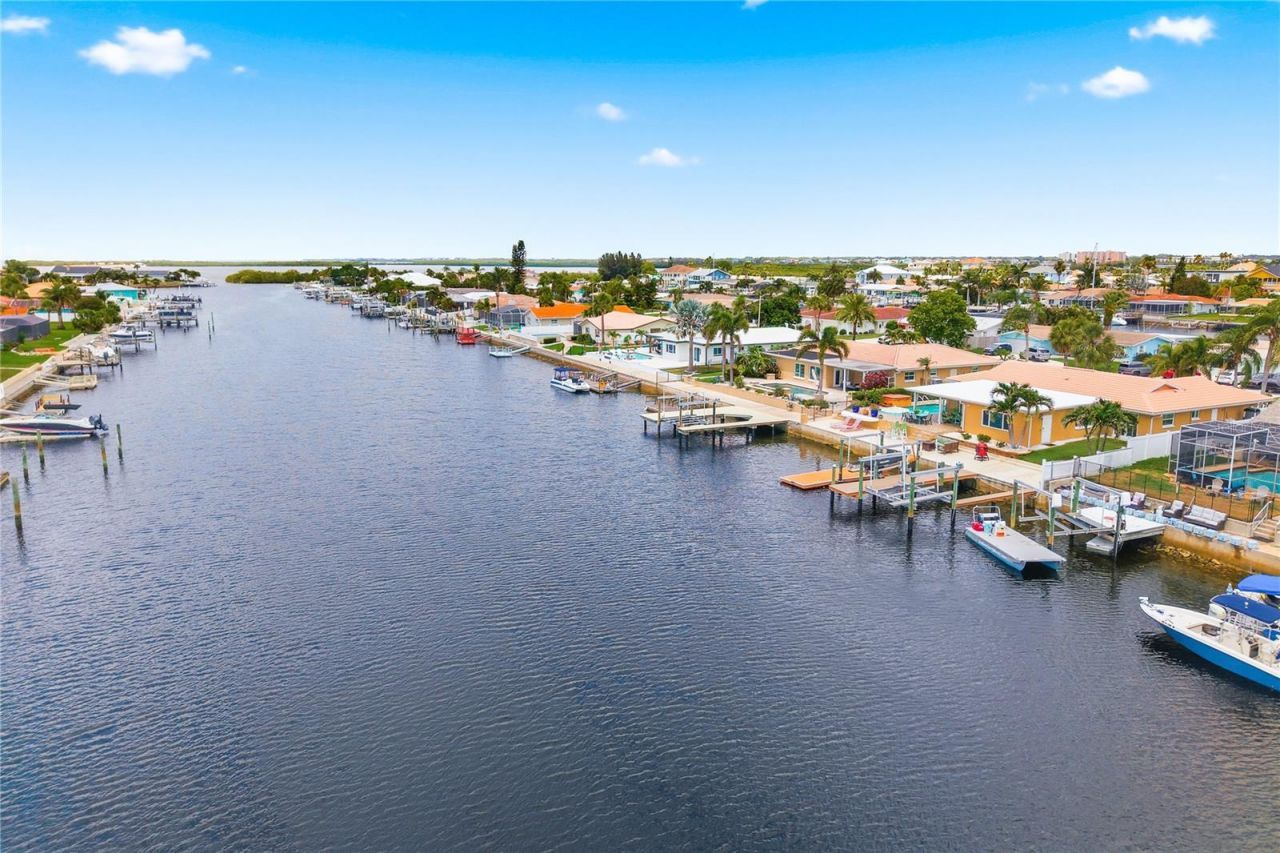 5351 Pilots Place, New Port Richey, FL 34652 Photo