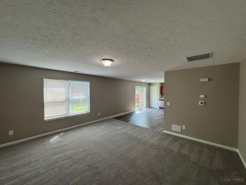 807 Glenway Drive, Hamilton, OH 45013 Photo 2