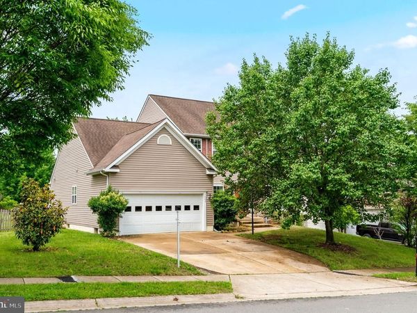 1005 GREAT OAKS LANE , FREDERICKSBURG, VA 22401